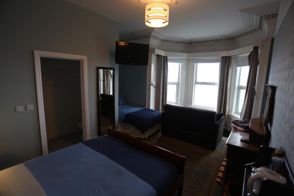 Rolling Wave Guesthouse Bundoran Esterno foto